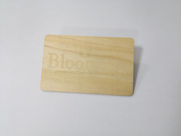 Geschäfts-Mitgliedskarte der Kreditkartengröße-CR80 hölzerne mit Chip NFC IC 13.56MHZ