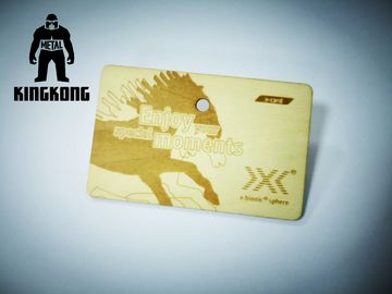 Hölzerne RFID Karten  1K IC Chip-mit Stich Silkscreen Drucken